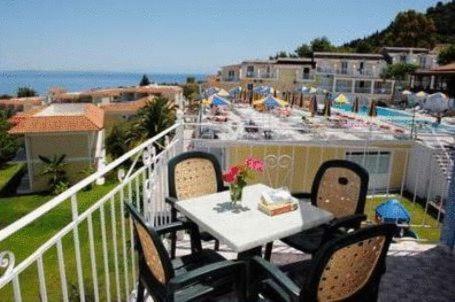 Captains Hotel Argassi Exterior photo